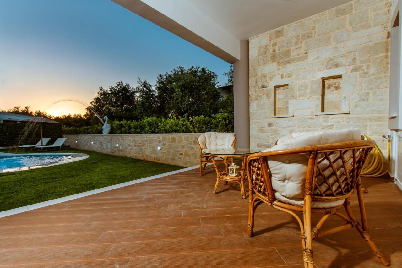 Chania Oasis With Heated Pool Luaran gambar